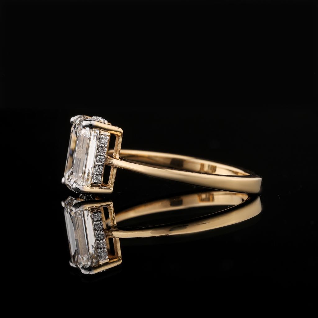 Lindsay Emerald Ring - Image 4